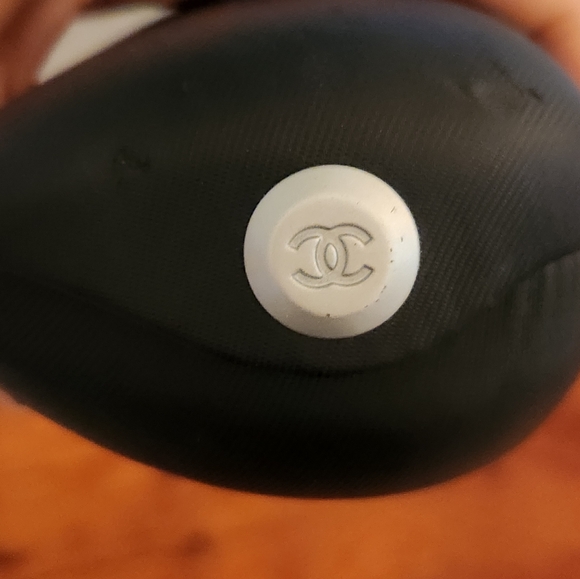 Authentic Chanel Black Wrap Sunglasses with Mother of Pearl CC detail at temples - Picture 10 of 14